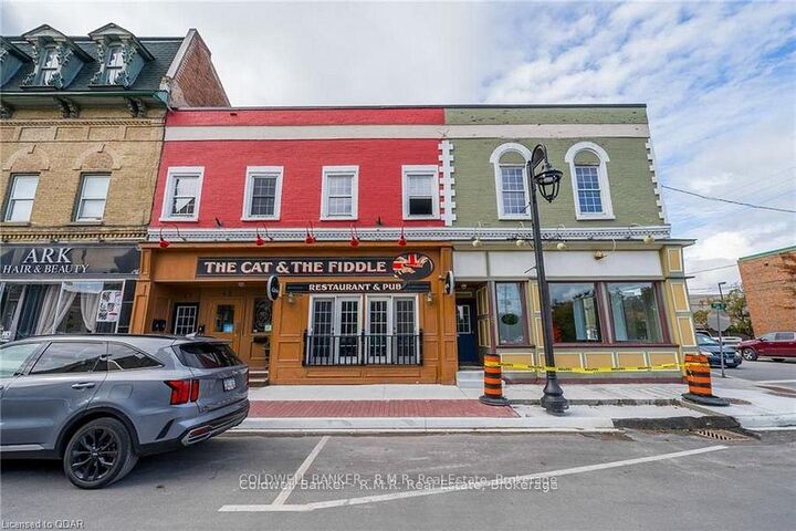 Property Photo:  47 William Street N 4  ON K9V 3Z9 