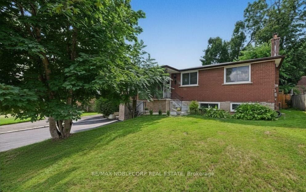 Property Photo: 166 Collings Avenue ON L3Z 1W1