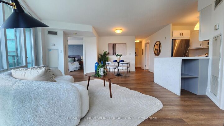 Property Photo: 3830 Bathurst Street 404 ON M3H 6C5