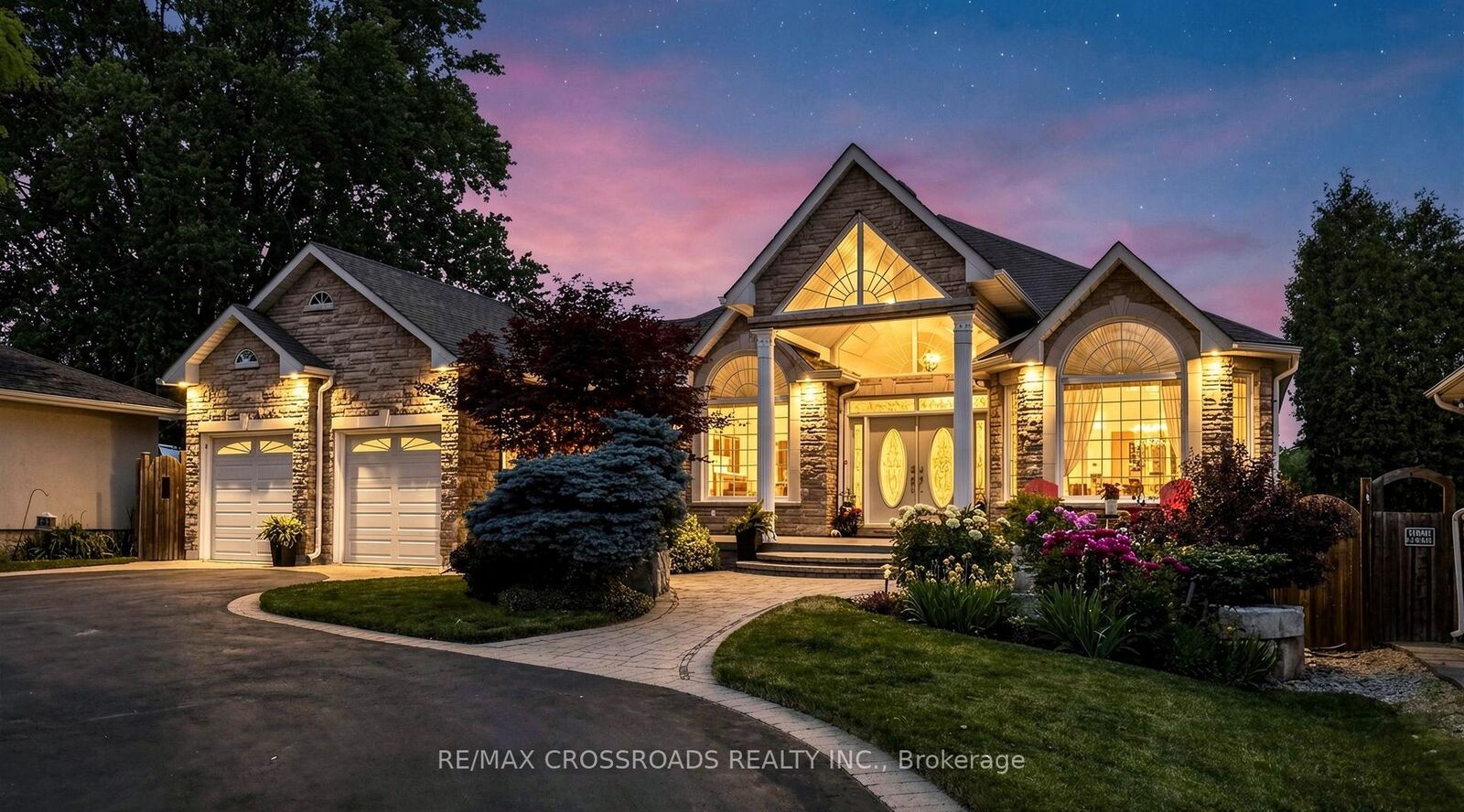 Property Photo: 3531 Garrard Road ON L1R 3L1