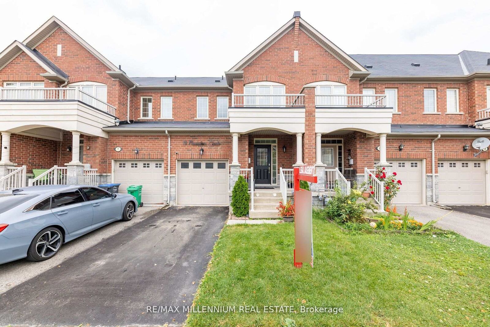 Property Photo:  9 Pendulum Circle  ON L6R 3N5 
