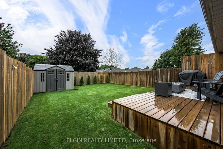 Property Photo:  69 Carrie Crescent  ON N5R 6C2 