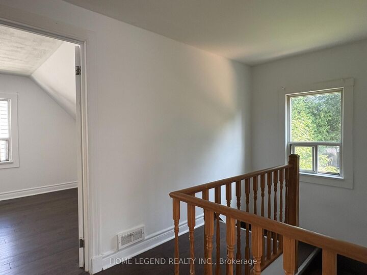 Property Photo:  75 Gradwell Drive  ON M1M 2N3 