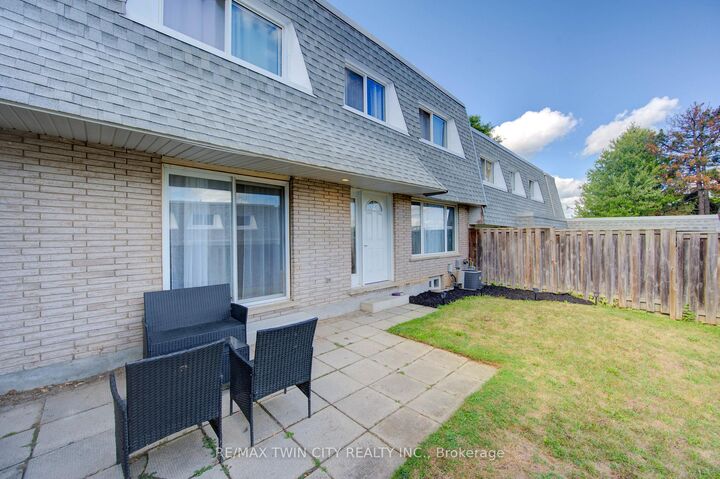 Property Photo: 14 Williamsburg Road 47 ON N2E 1W1