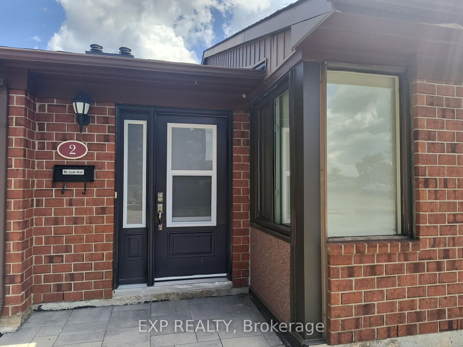 Property Photo:  1310 Richmond Road 002  ON K2B 8L3 