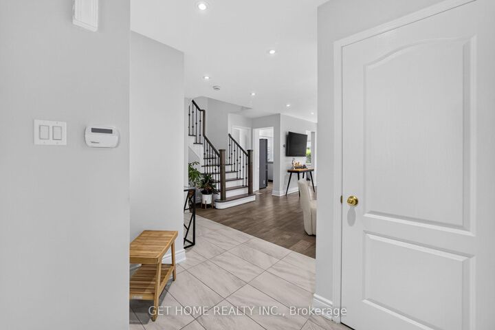 Property Photo: 3152 Malham Gate ON L5M 6K9