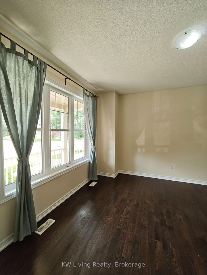 Property Photo: 109 Cornwall Drive ON L6B 0Y8