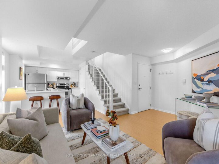 Property Photo: 119 Merton Street 412 ON M4S 3G5