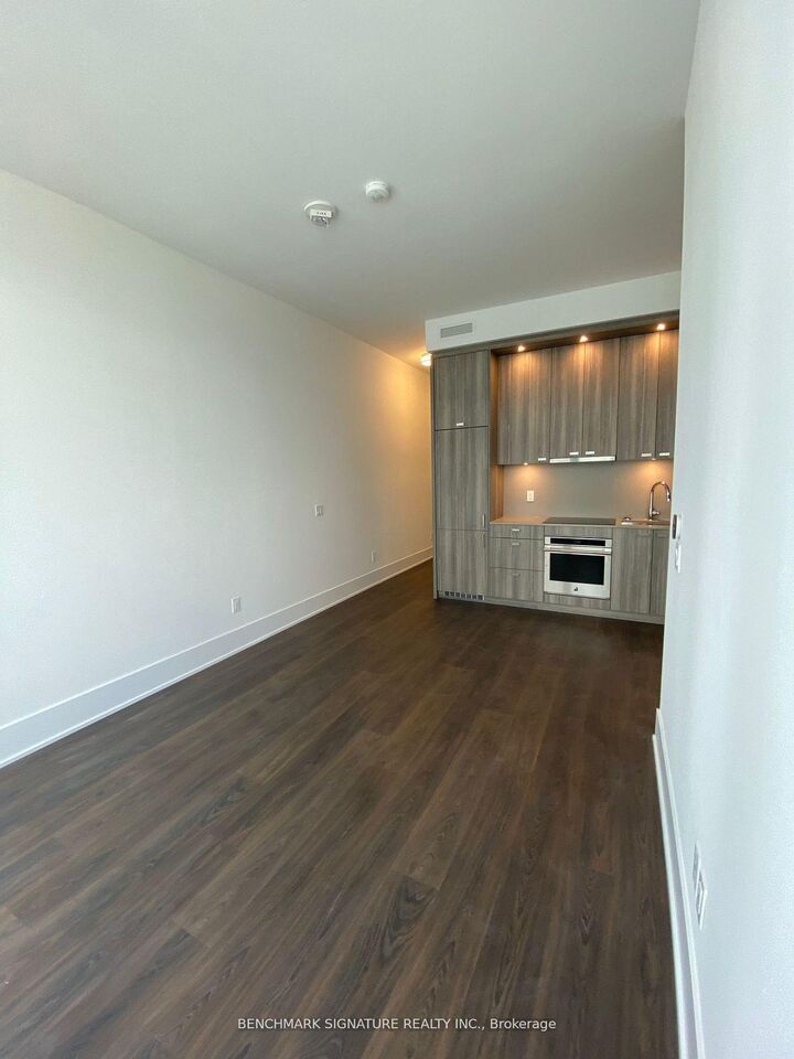 Property Photo:  470 Front Street W 3510  ON M5V 0V6 
