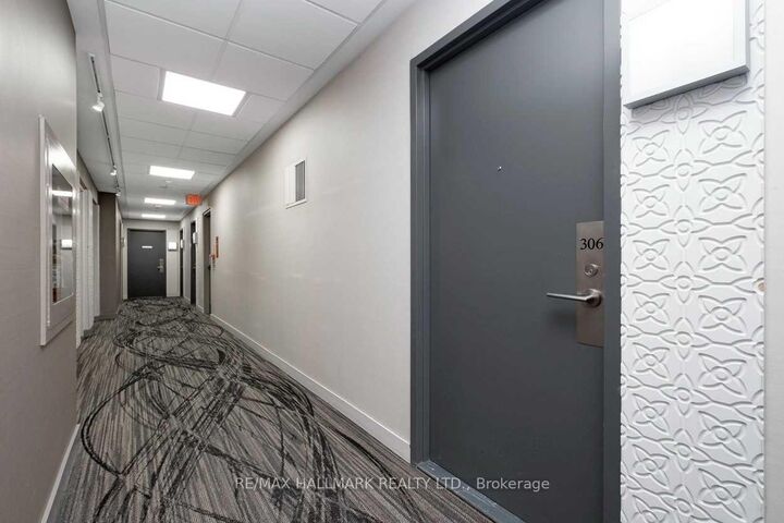 Property Photo:  1171 Queen Street W 306  ON M6J 1J4 