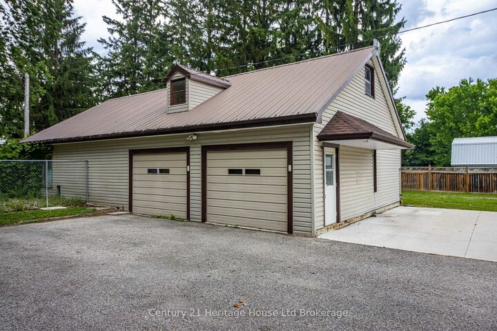 Property Photo: 152 Blandford Street Part 1 &Amp 2 ON N0J 1M0