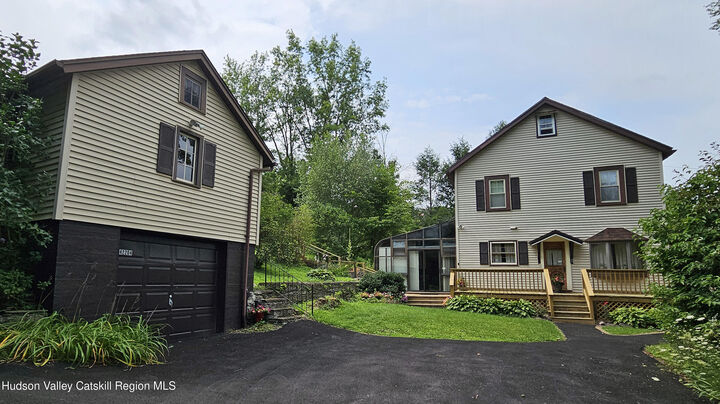 Property Photo:  42204 State Hwy 28  NY 12455 