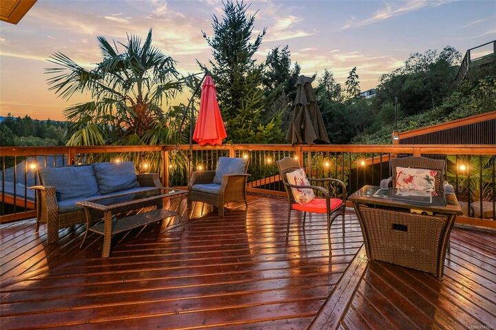 Property Photo: 5161 Owlstone Pl BC V9T 0B4