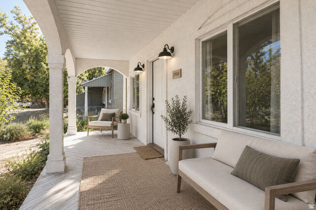 Property Photo:  661 E 2735 S  UT 84403 