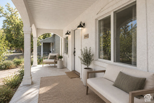 Property Photo: 661 E 2735 S UT 84403