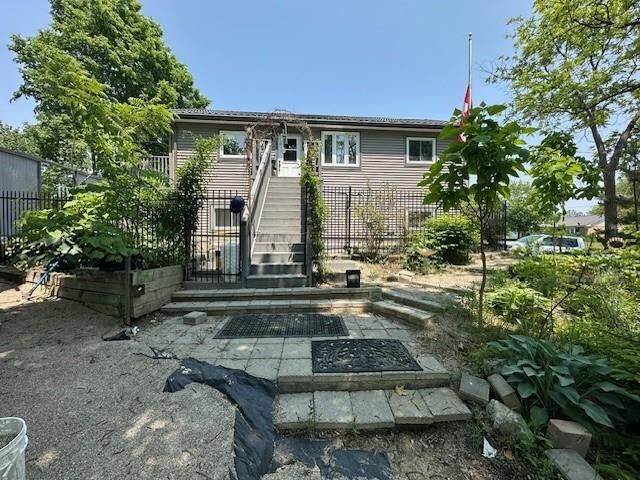 Property Photo: 1856/1860 Lonmgwoods Road ON N0L 2N0