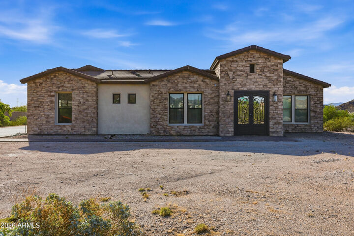 Property Photo:  9072 S Krista Drive E  AZ 85338 
