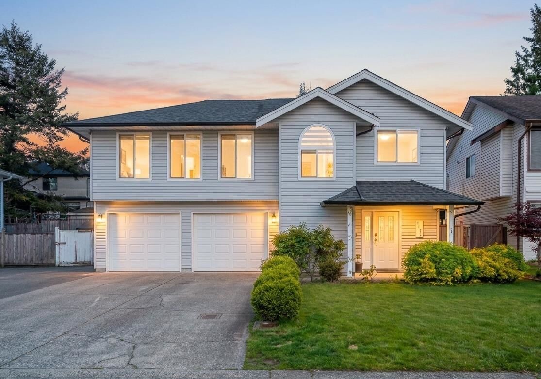 Property Photo: 2706 Mitchell Street BC V2T 5G4
