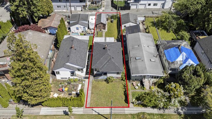 Property Photo: 942 Nanaimo Street BC V5L 4S9