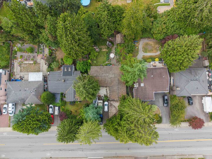 Property Photo: 886 E 29th Street BC V7K 1B8