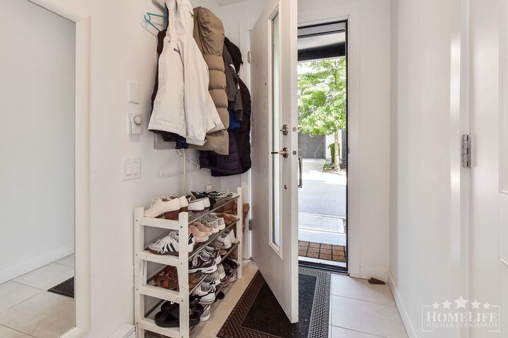 Property Photo:  15828 27 Avenue 63  BC V3Z 0X4 