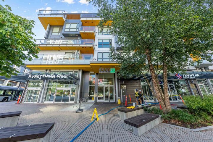 8580 River District Crossing 711 — photo 1