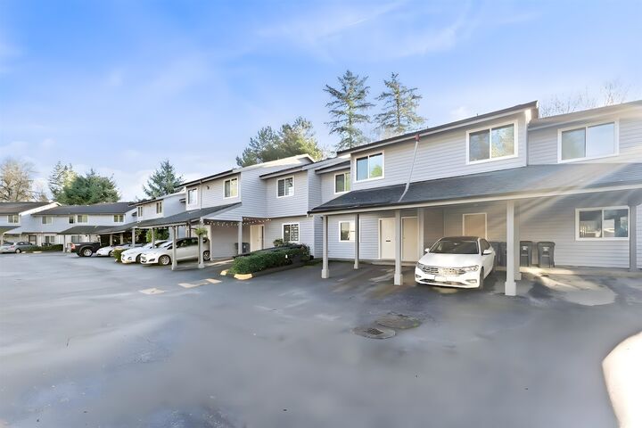 Property Photo: 7261 140 Street 164 BC V3W 5J6