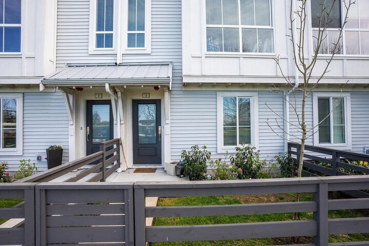 Property Photo: 4716 Orca Way 3 BC V4M 0E5