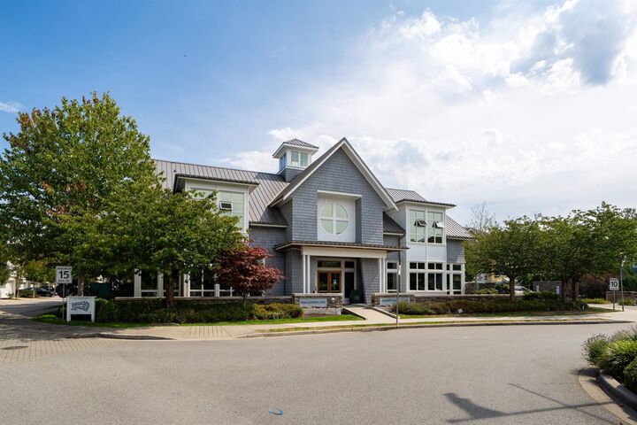 Property Photo:  5550 Admiral Way 52  BC V4K 0C4 
