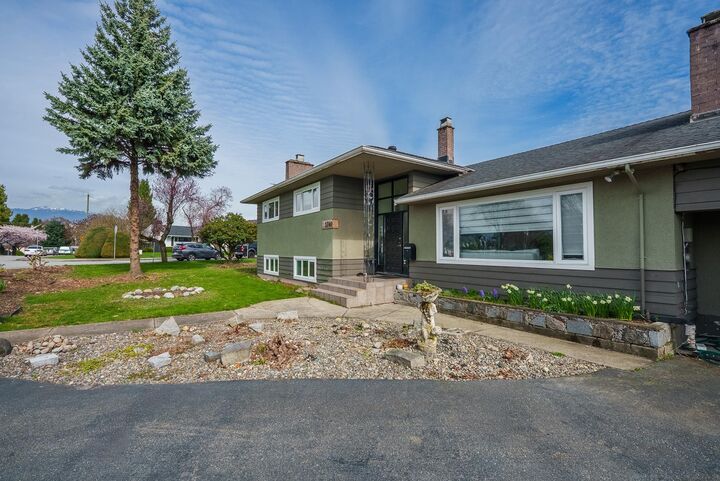 Property Photo: 1740 Beta Avenue BC V5C 5M7