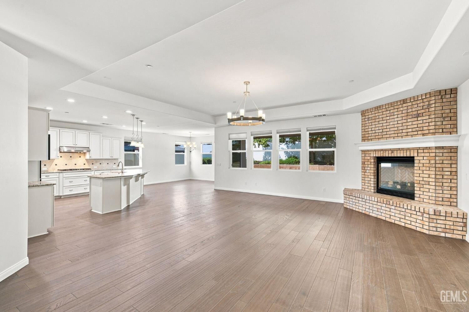 Property Photo:  3113 Barrowby Street  CA 93311 