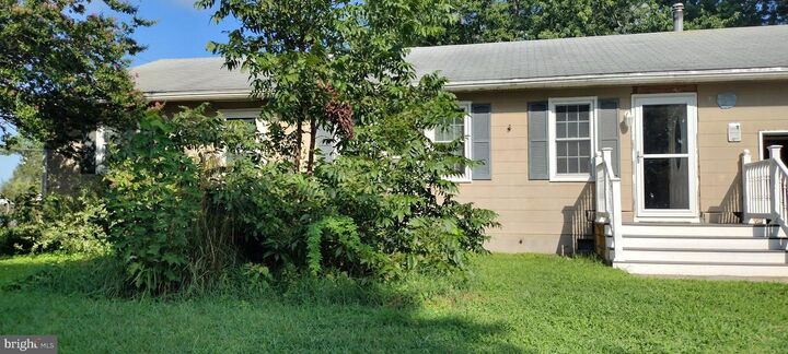 Property Photo:  205 Middle  MD 21869 