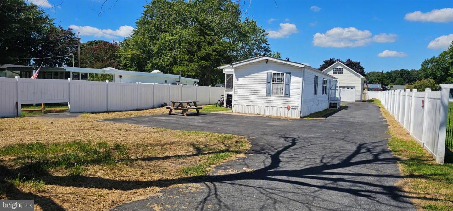 Property Photo: 35611 Wolfe Neck Road DE 19971