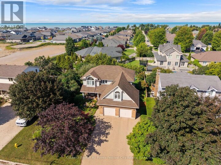 Property Photo: 390 Eldon Street South ON N7A 4K8