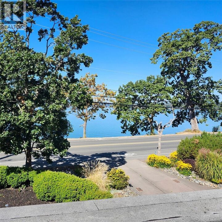 Property Photo:  10117 West Saanich Road  BC V8L 5T6 