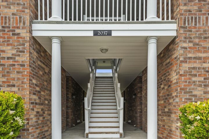 Property Photo: 2037 Silvercrest Dr. 16-E SC 29579