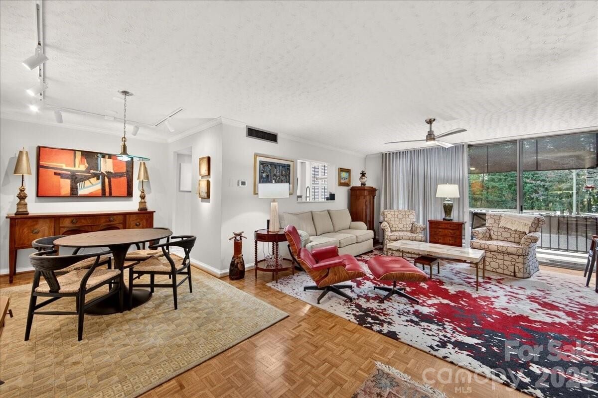 Property Photo: 1300 Queens Road 209 NC 28207