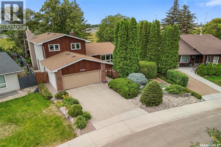Property Photo: 2654 Kliman Crescent SK S4V 0M2