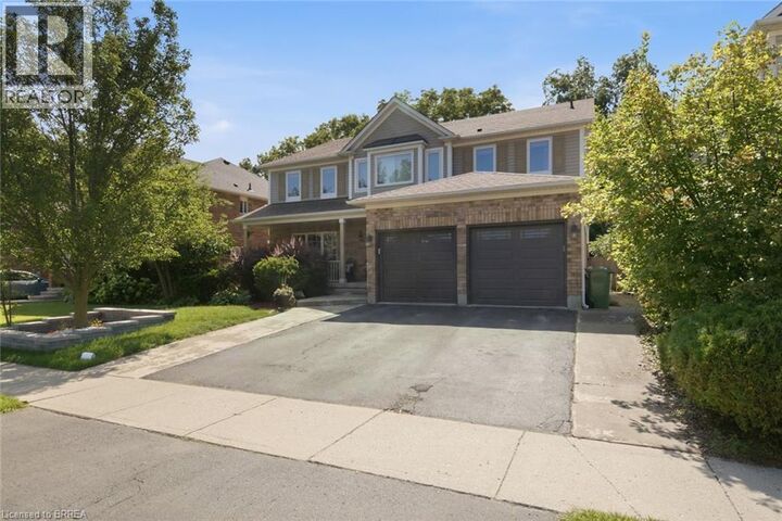 Property Photo: 33 Hunter Way ON N3T 6S3