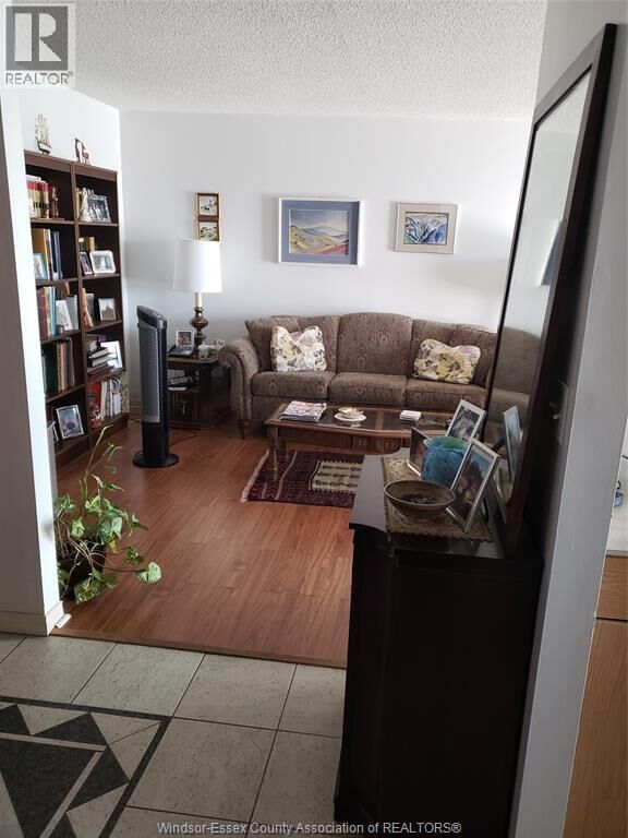 Property Photo:  150 Park 816  ON N9A 7A2 