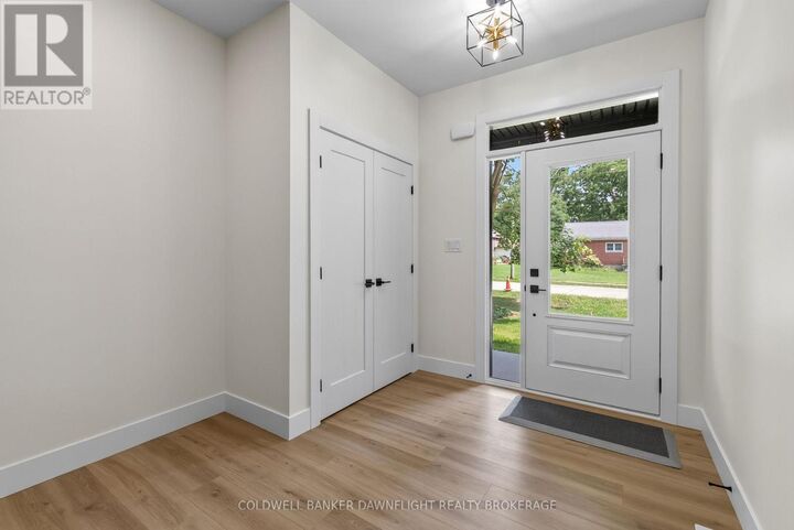 Property Photo:  117 James Street  ON N0M 1A0 
