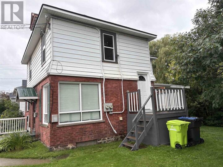 Property Photo: 53 St Andrews Ter # 2 ON P6C 1B2