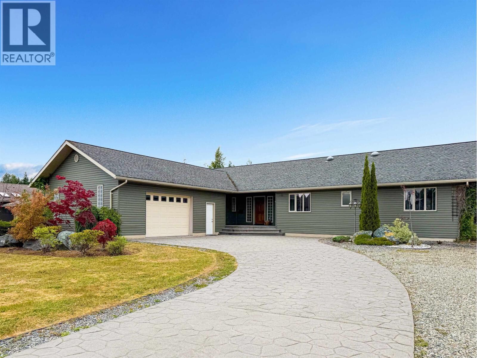 Property Photo: 62 Wakita Avenue BC V8C 2S2