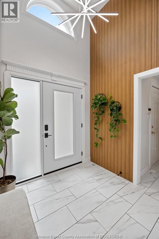 Property Photo:  1084 Cora Greenwood Drive  ON N8P 1K3 