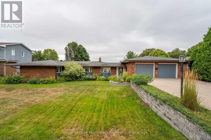 185 Wallace Heights Drive — photo 1
