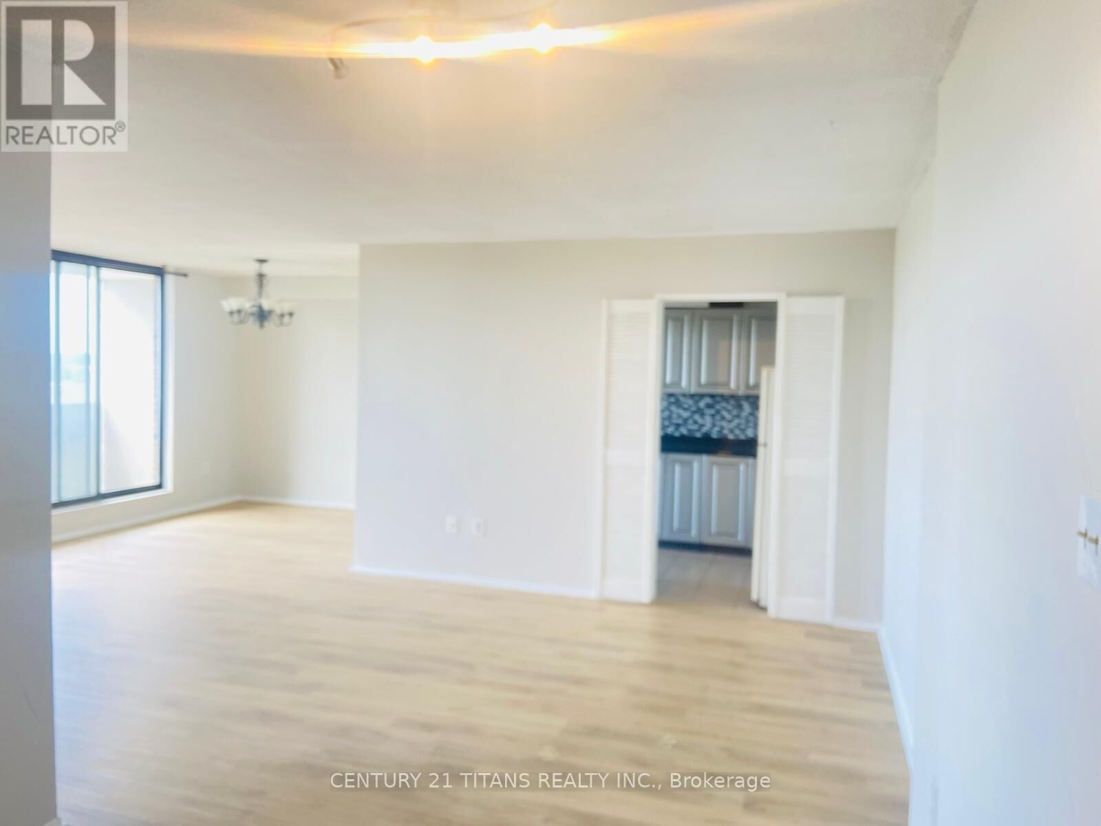 Property Photo: 301 Prudential Drive 907 ON M1P 4V3