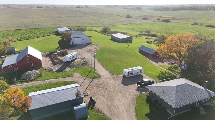 Property Photo:  14101 Eighteen Highway  MB R0K 1G0 