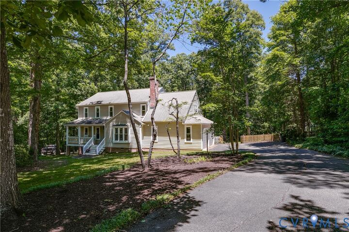 Property Photo:  1107 Royal Ridge Road  VA 23114 