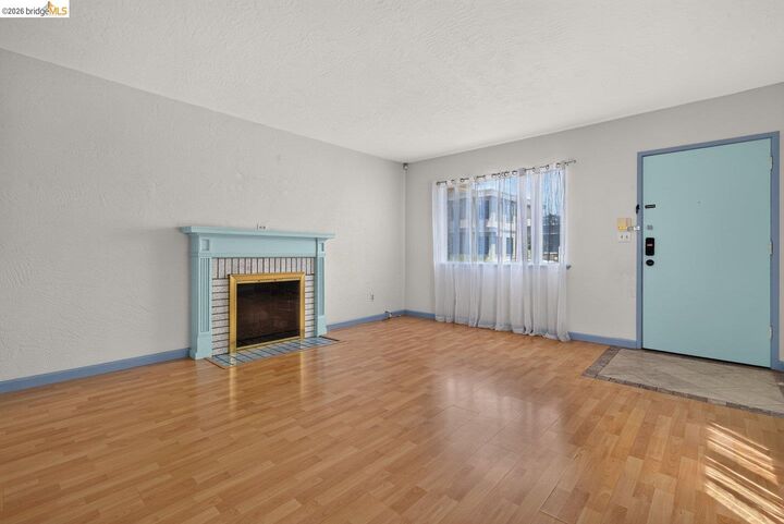 Property Photo:  1058 Kains Ave  CA 94706 
