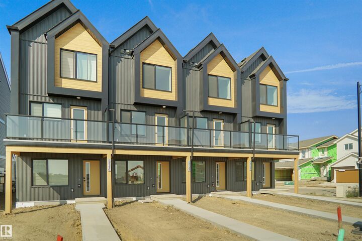 Property Photo:  5158 River's Edge Way NW  AB T6M 3B5 